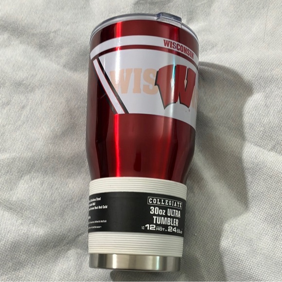 30oz  Ultra Tumbler Wisconsin - Picture 6 of 16